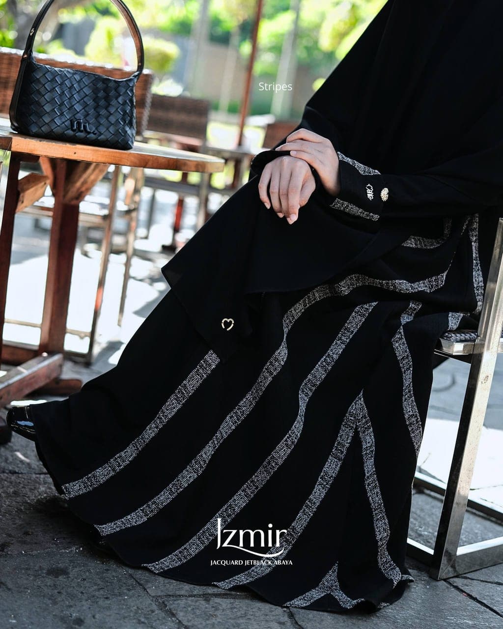 Mahira - Izmir jetblack series