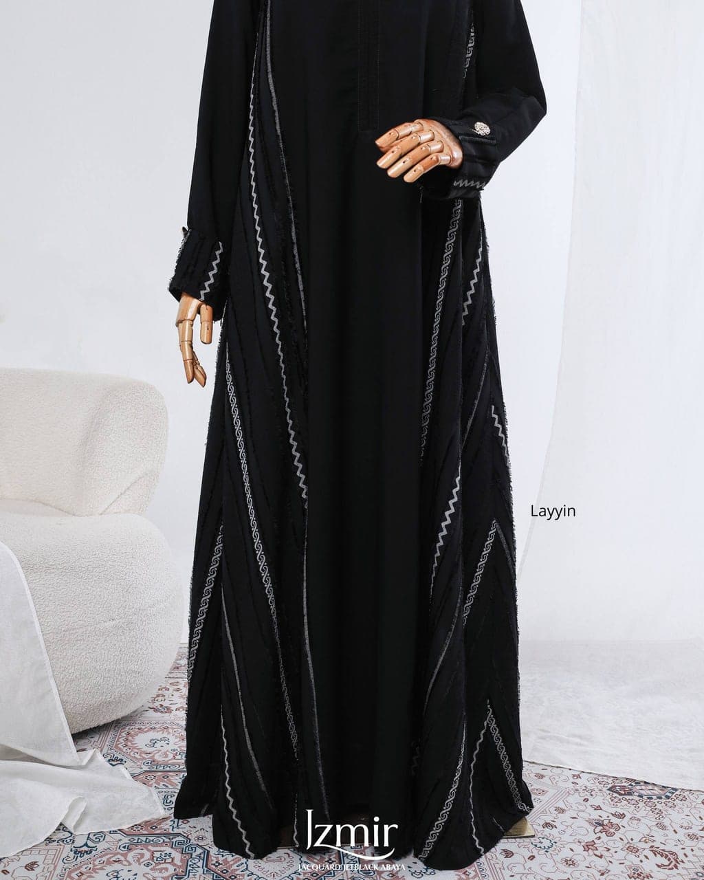 Mahira - Izmir jetblack series